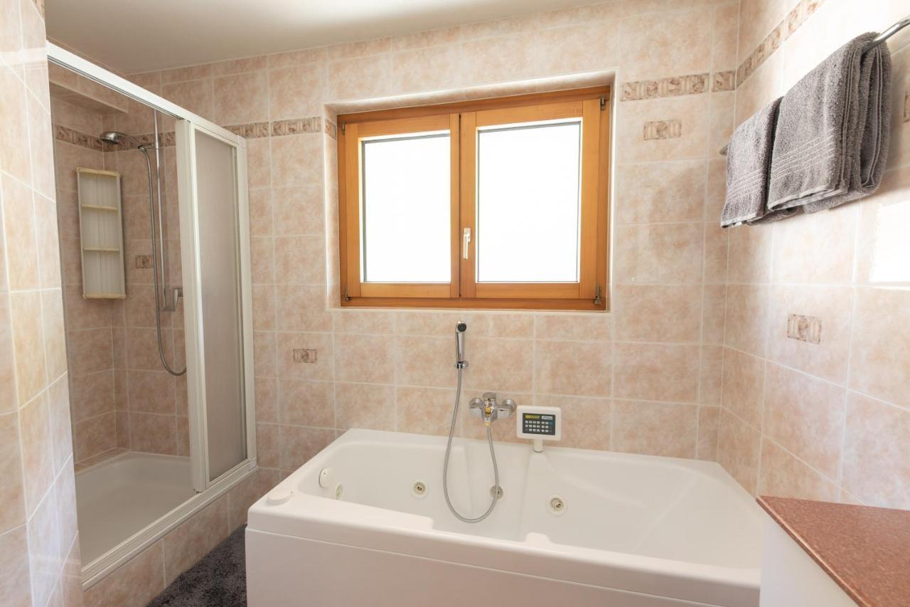 Apartments Saasunia Ngoại thất bức ảnh