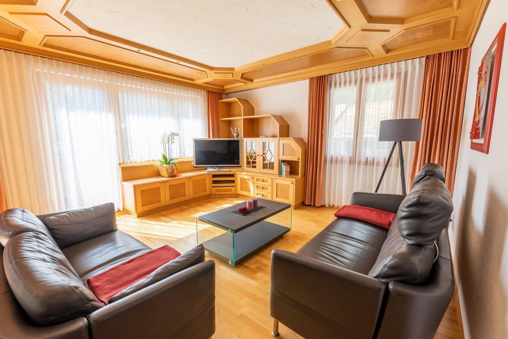 Apartments Saasunia Phòng bức ảnh