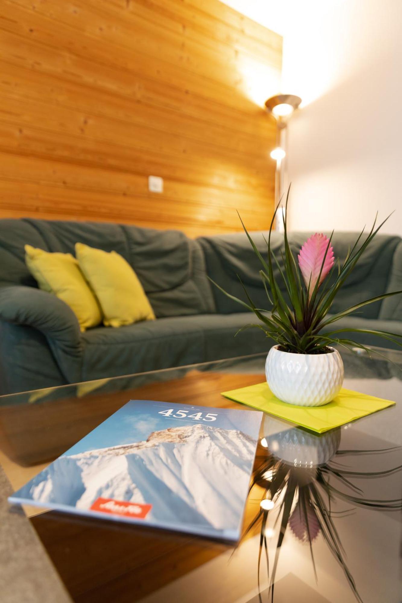 Apartments Saasunia Phòng bức ảnh