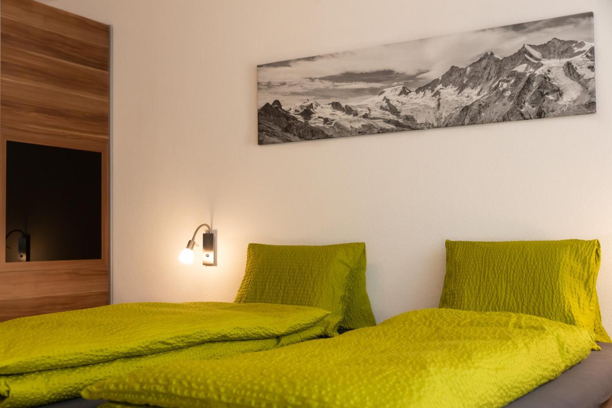 Apartments Saasunia Phòng bức ảnh